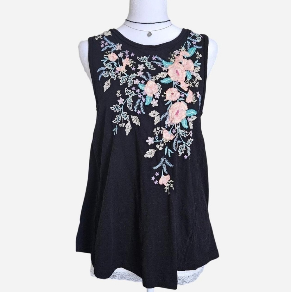 Sleeveless Black Floral Embroidered Women’s Tank Top